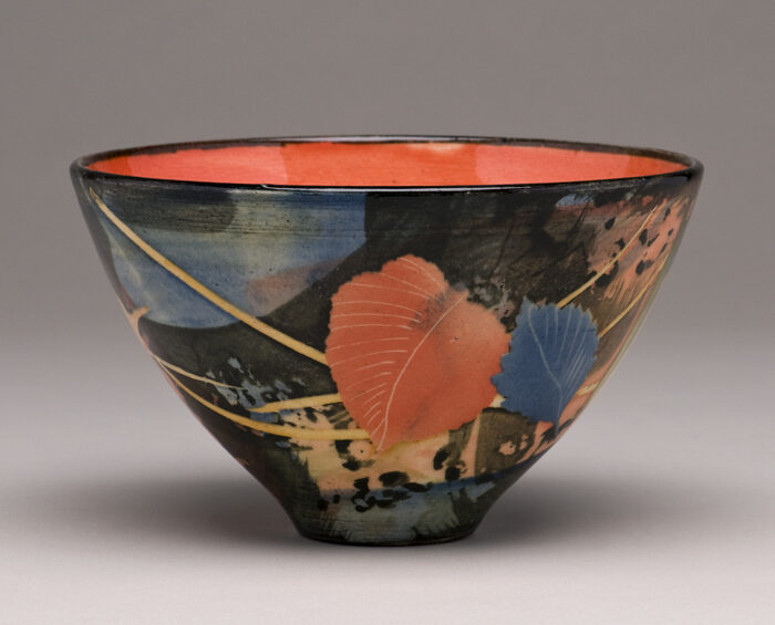 Small bowl 14x8cm leaves & stalks £130
