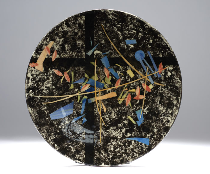 Plate 28cm, scatterings £185